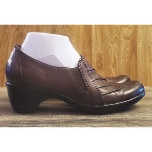 Clarks Partridge Leather Slip On Loafer Shoes Women's Size 7.5 Brown